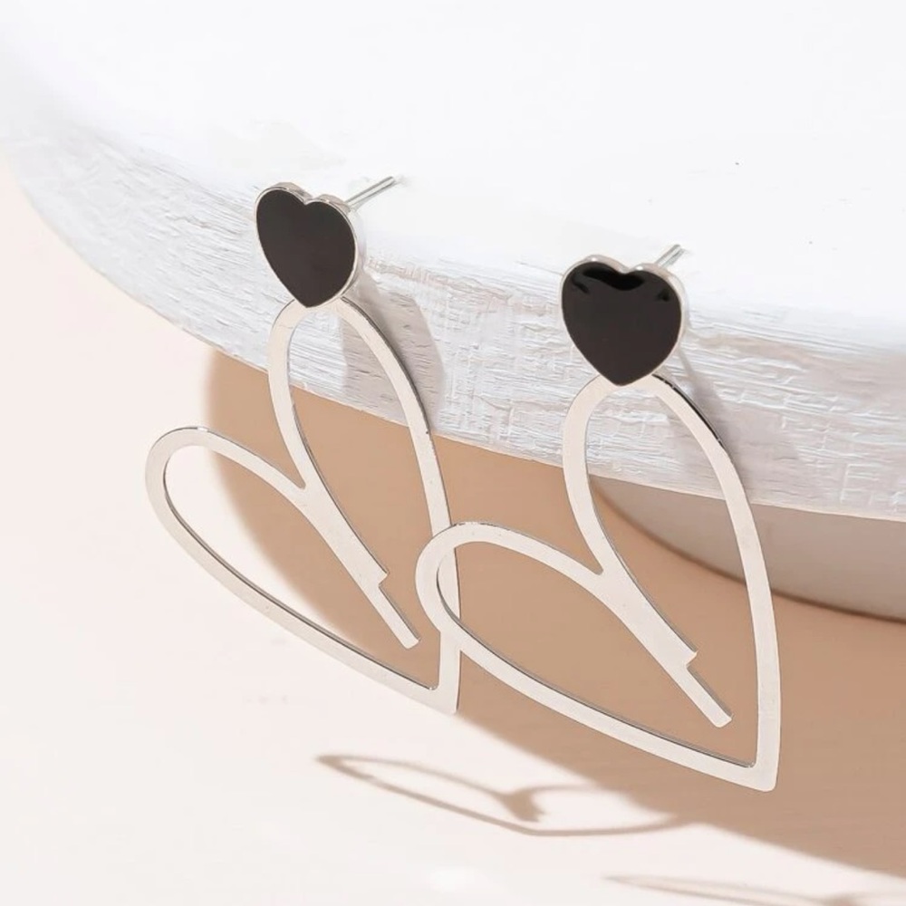 💜 Awesome Hearts Stud Earrings 💜